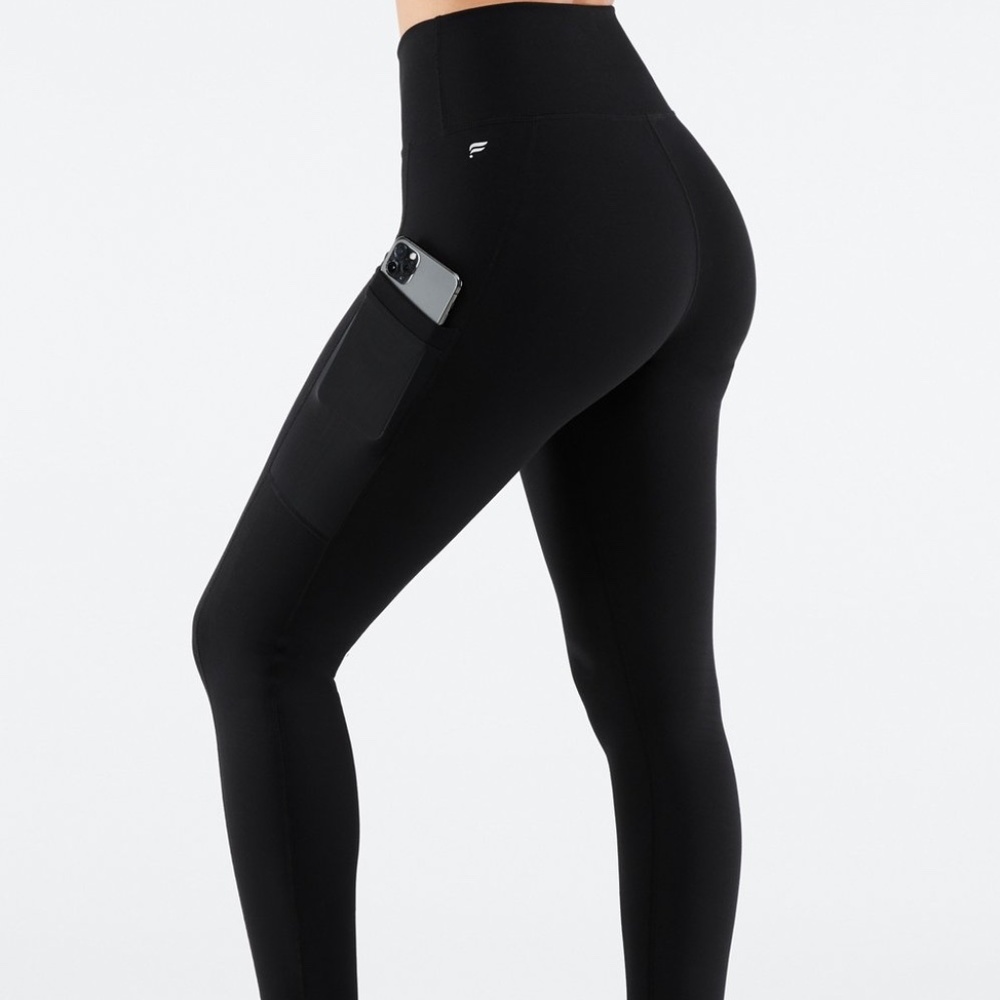 Fabletics On-The-Go High-Waisted Legging Sz L Short